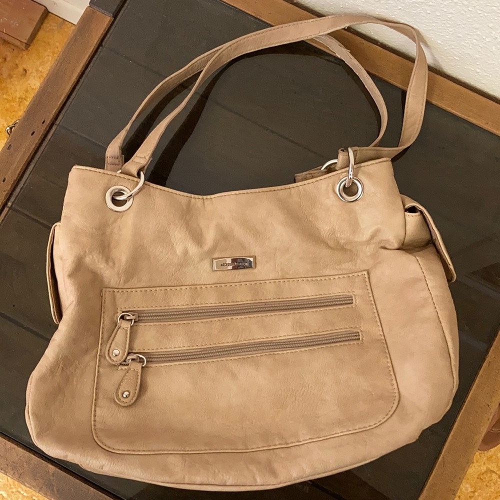 Women’s purse